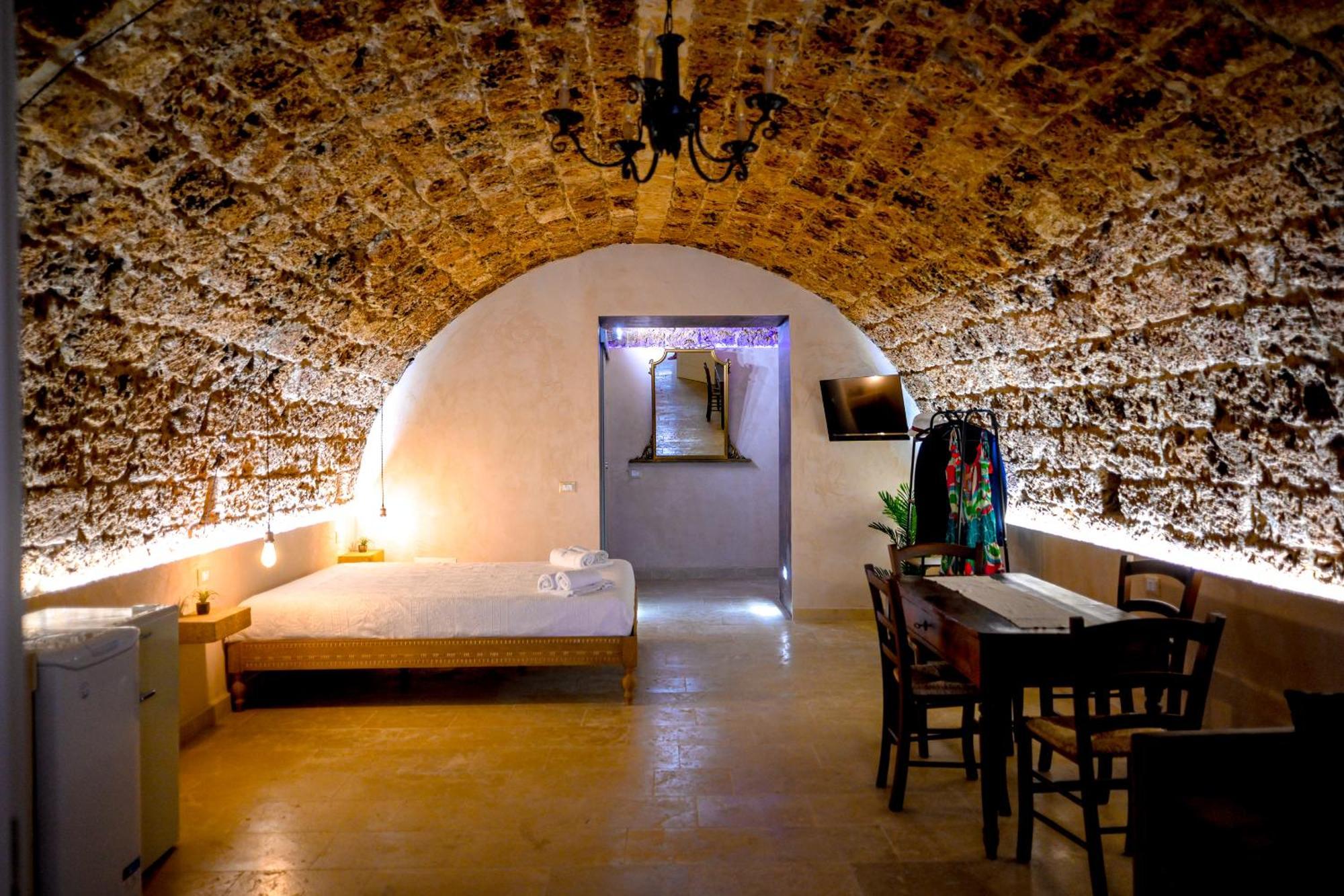 La Grotta, Luxury Suite & Spa Noto Dış mekan fotoğraf